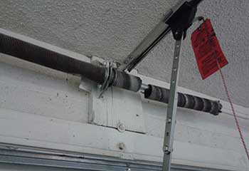 Garage Door Spring Replacement | Southern Oaks